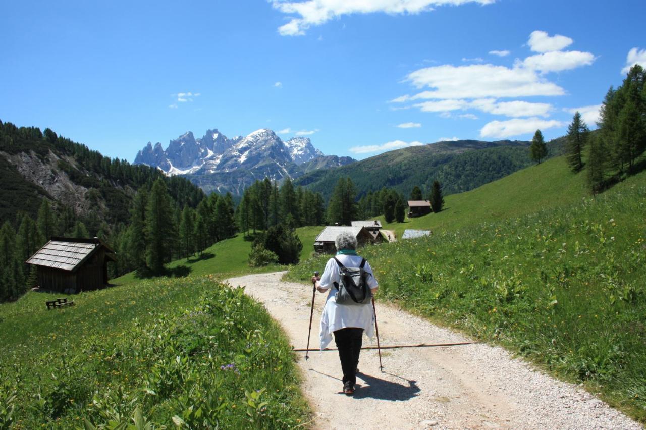 Il Covo Dello Sciatore Falcade Luaran gambar